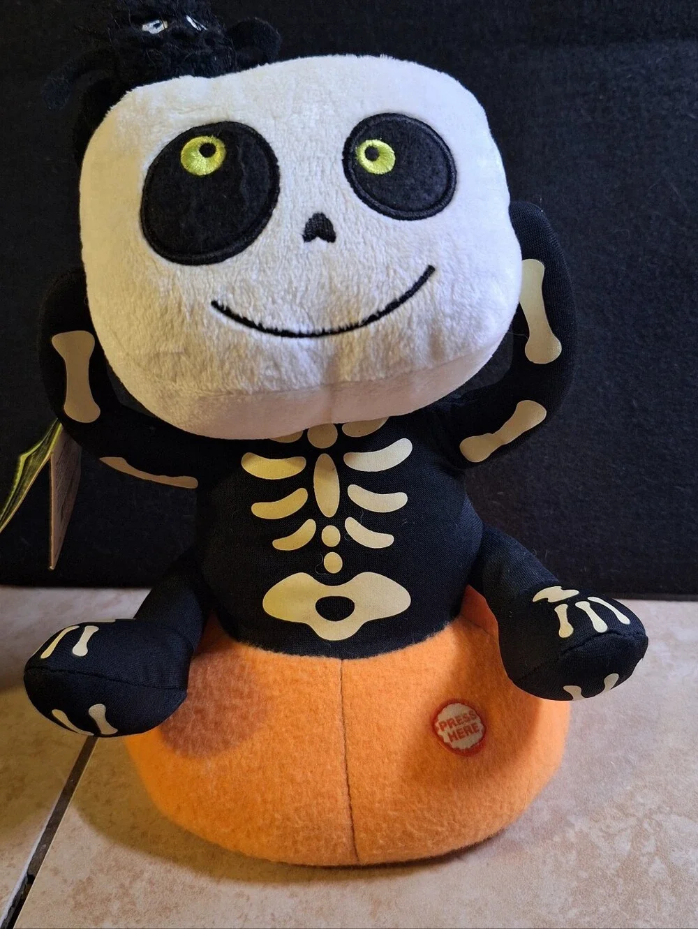 Hallmark Halloween 'Hokey Pokey' Skeleton Sound/Motion Plush Decor 2011 Pumpkin